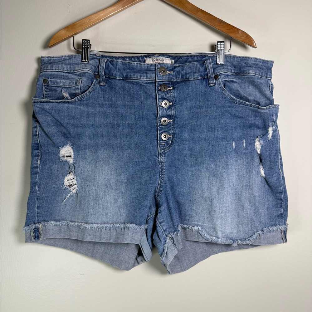 Torrid Denim Size 24 Womens First at Fit Denim Jean Shorts Distressed Fringe